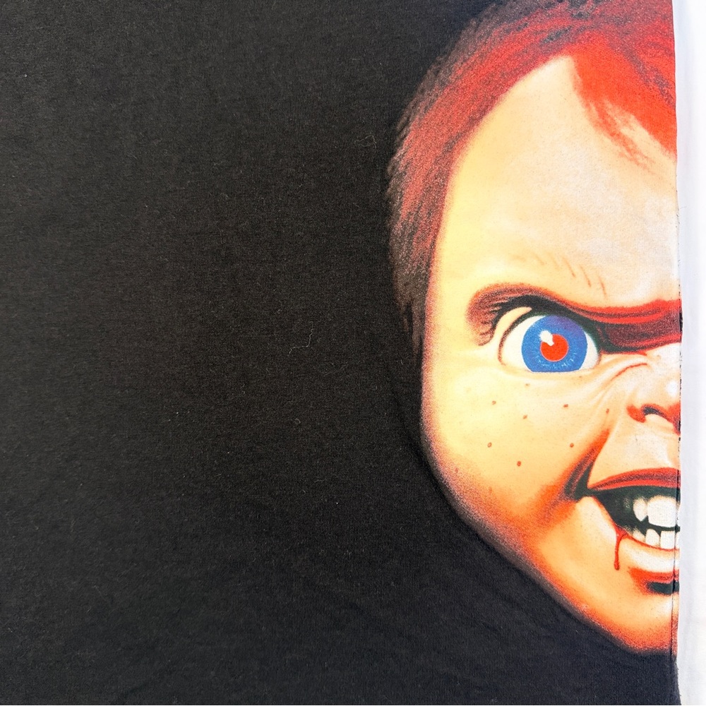 Chucky Childs Play T-Shirt Medium Embroidered Letters Wrap Around Print Horror‎ - Picture 7 of 10